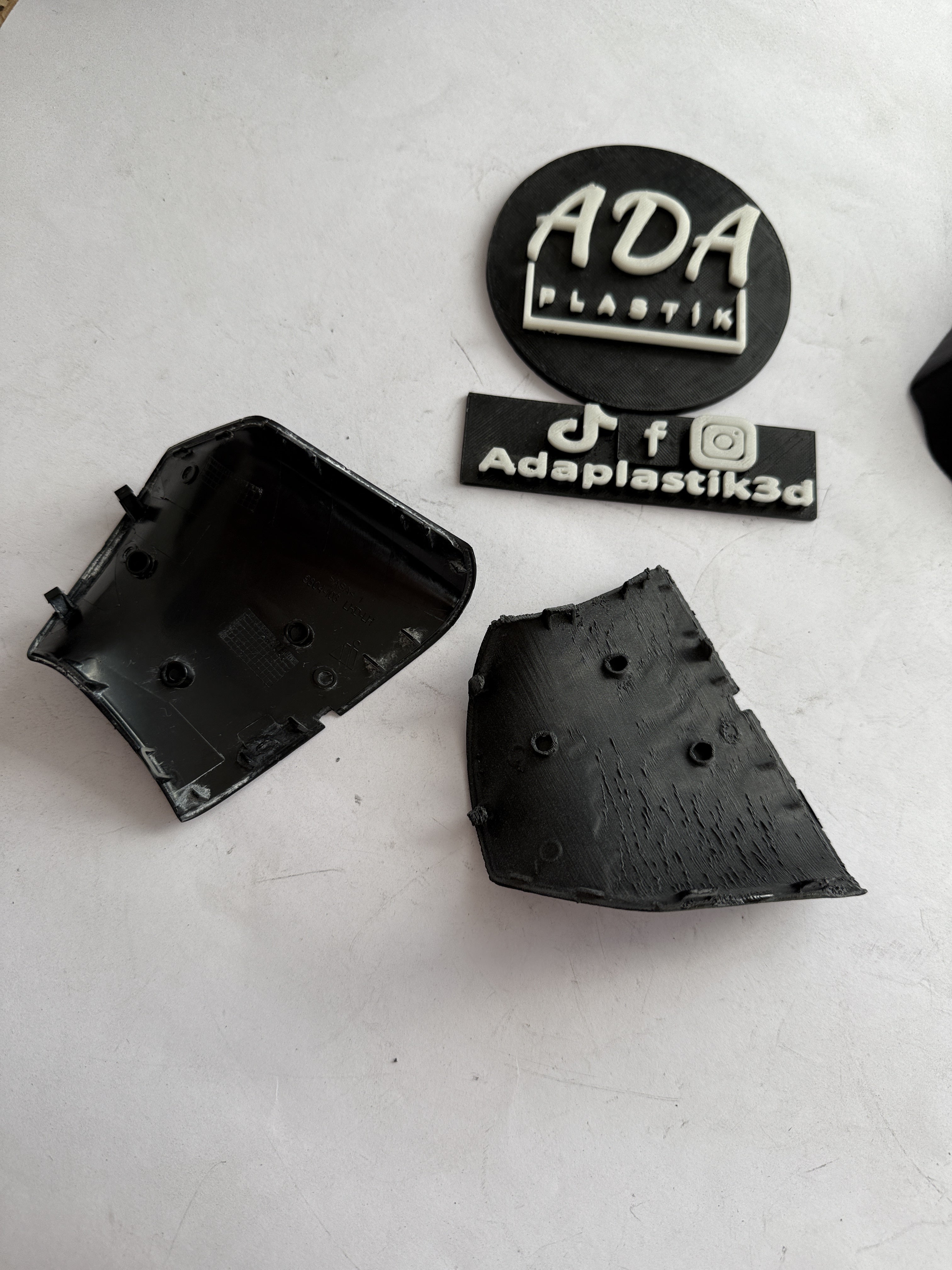 Toyota Corolla Uyumlu Ayna Alt Kapağı