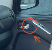 Nissan Navara Uyumlu Kapı Kolu Çerçevesi