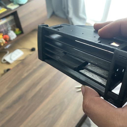 Mercedes W124 E-Class Uyumlu Yan Havalandırma Gömme Kutusu