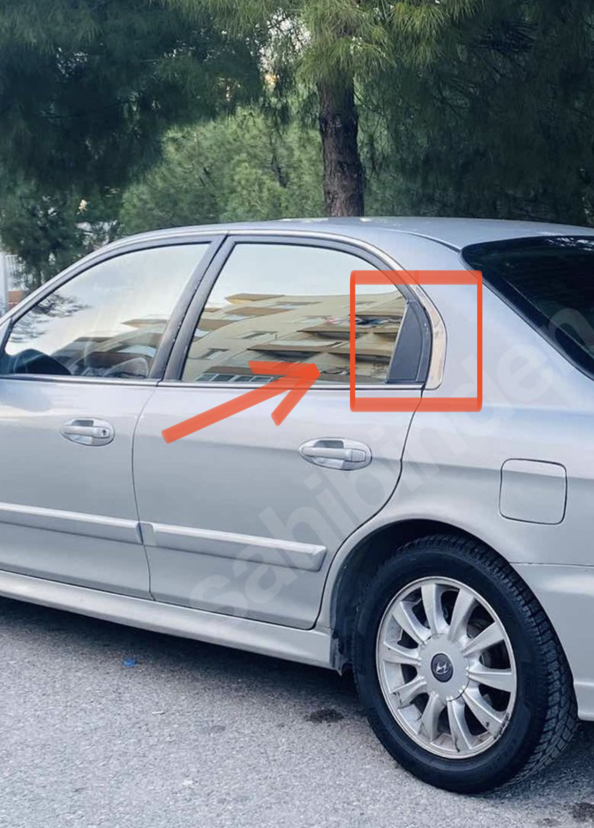 Hyundai Sonata Uyumlu Arka Cam Üçgeni