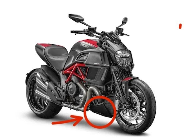 Ducati Diavel Akü Yan Kapağı