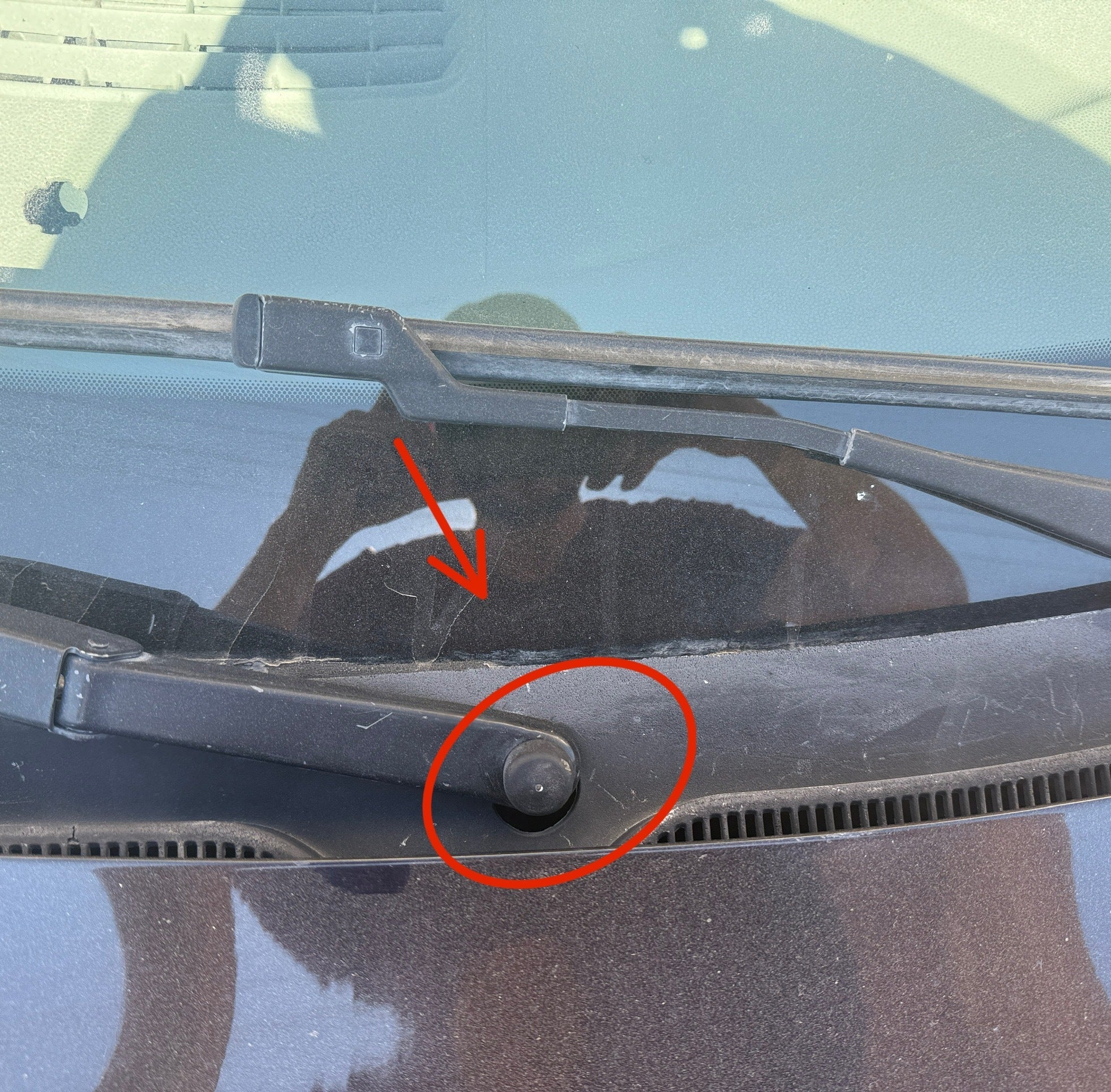 Ford Fiesta Uyumlu Ön Cam Silecek Kapağı