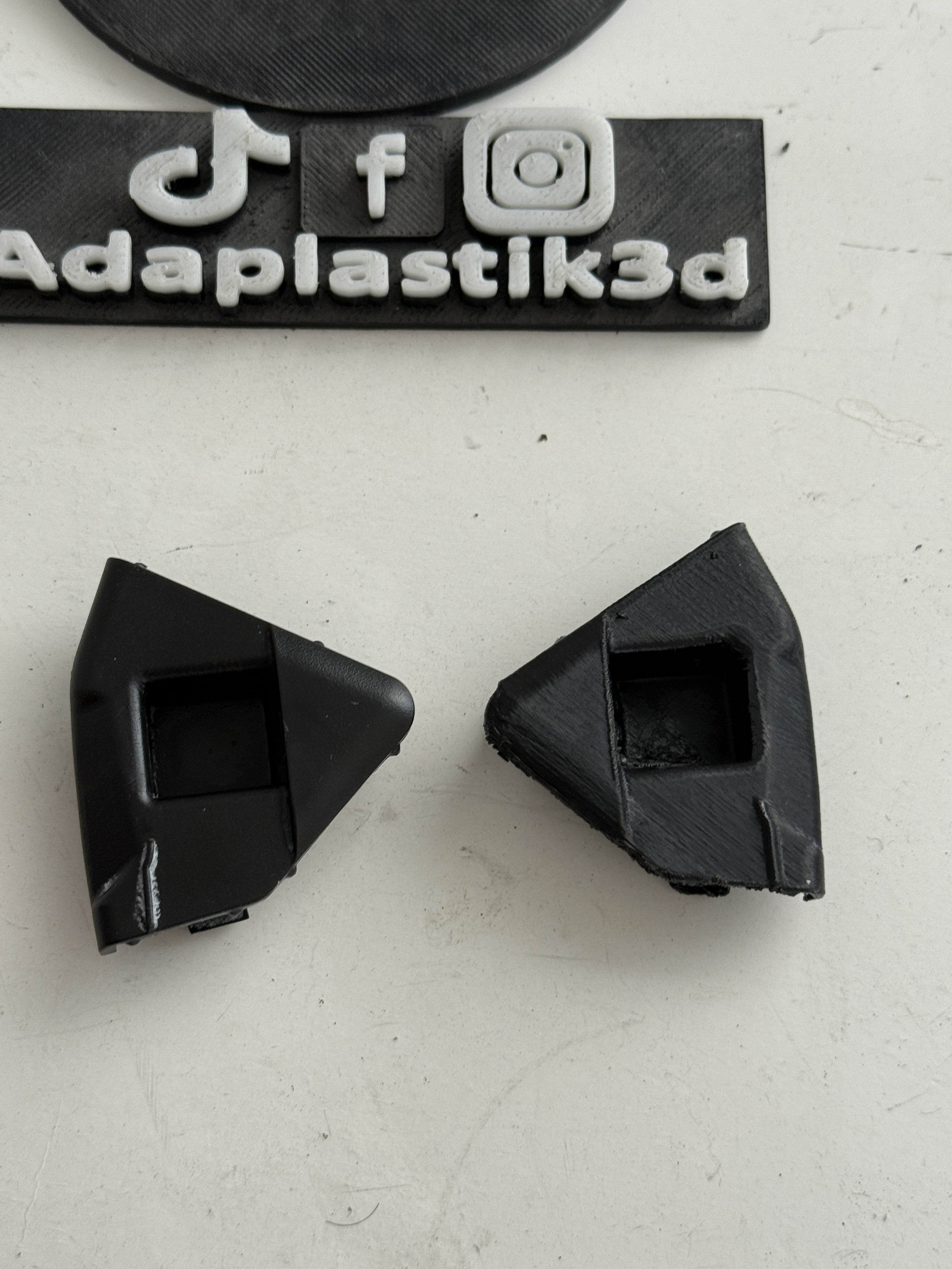 Mercedes C180 W204 Glove Uyumlu Box Torpido Kapağı Dişlisi