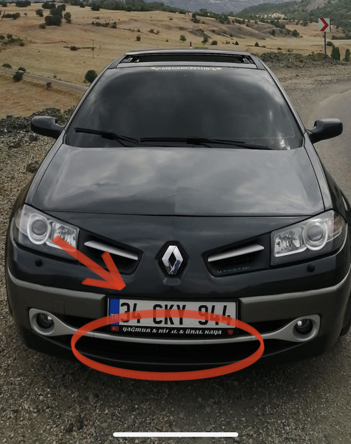 Megane 2 Sis Farı Çerçevesi Orta Çıtası