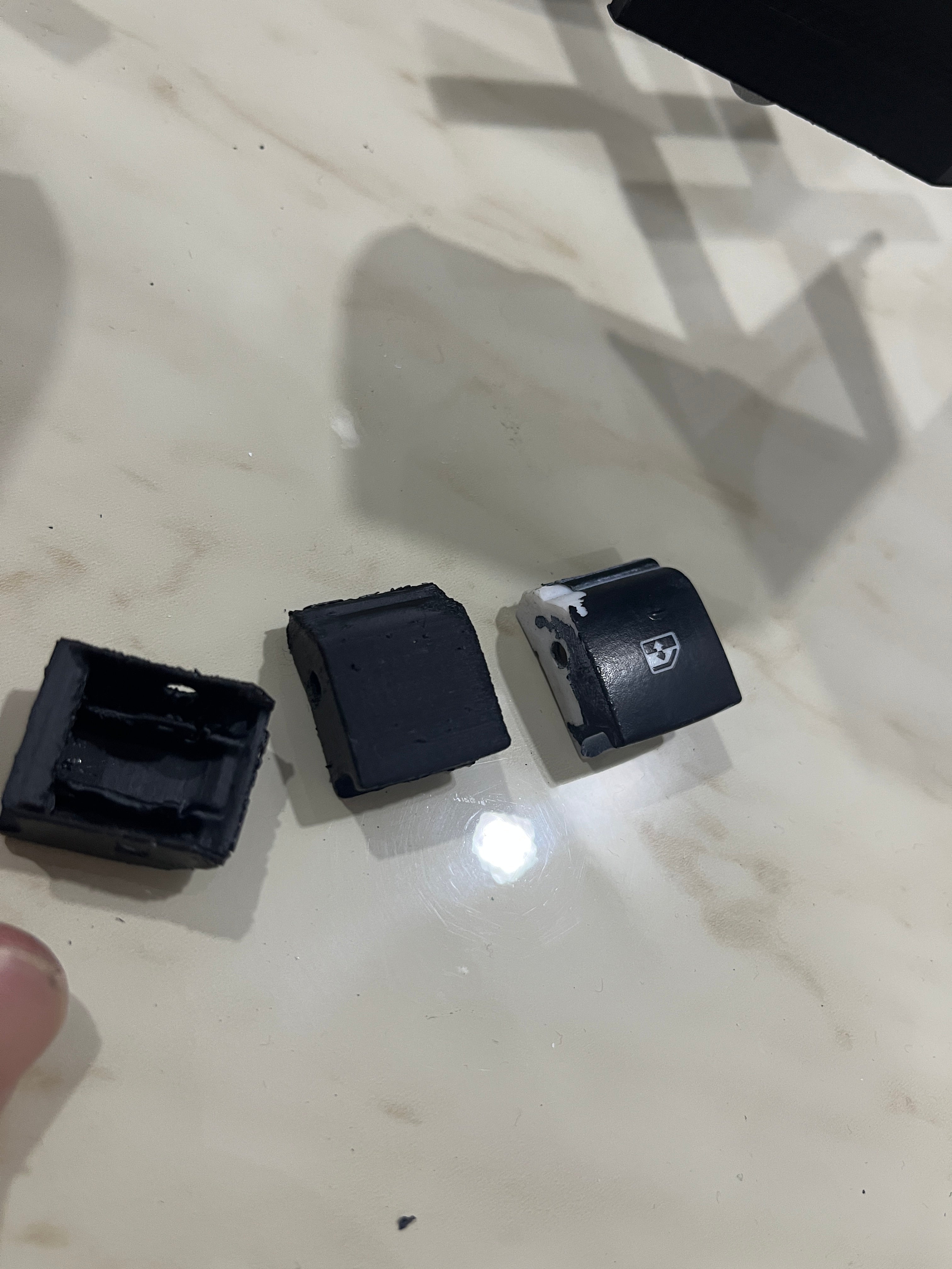 Chevrolet Aveo Uyumlu Cam Düğmesi