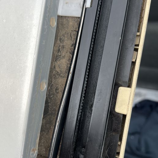 Saab 9-5 Uyumlu Cam Tavan Kilit Parçası