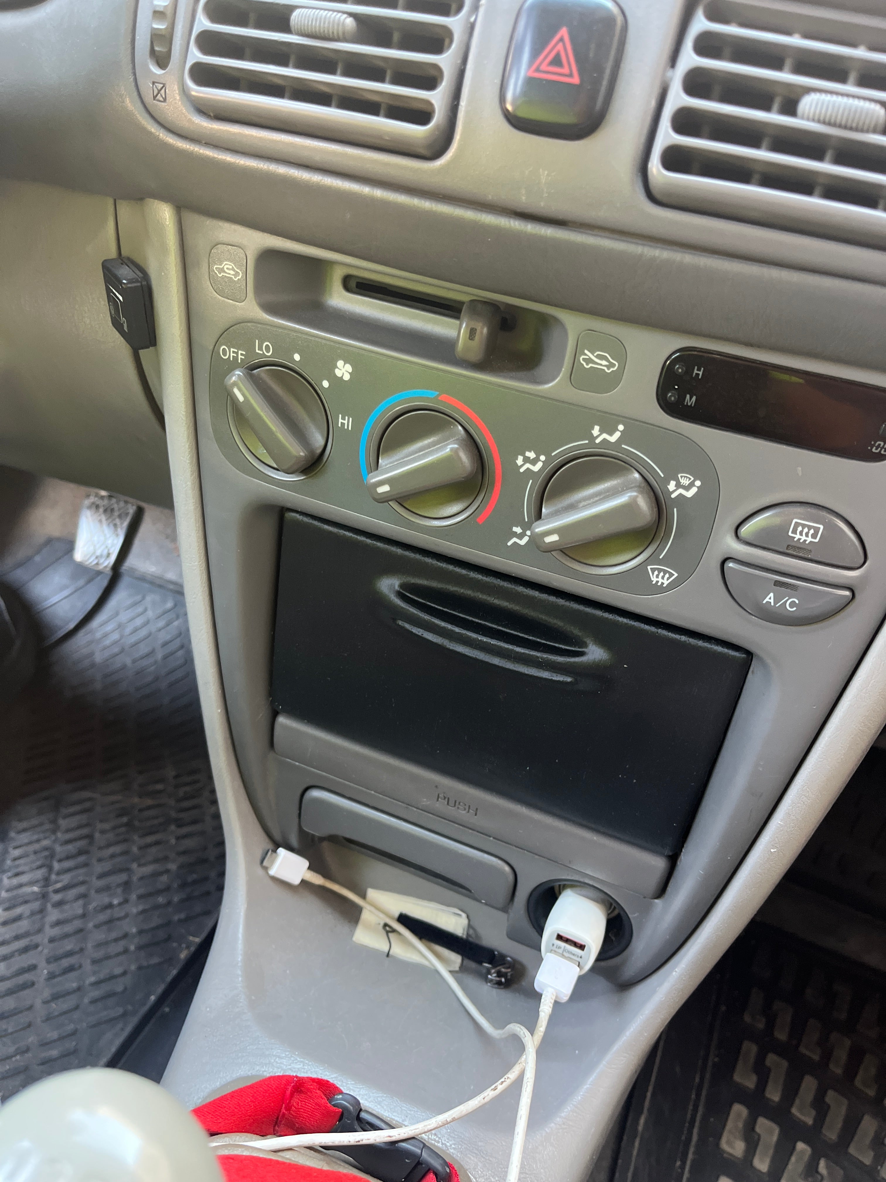 Toyota Corolla Cep Uyumlu Kapağı