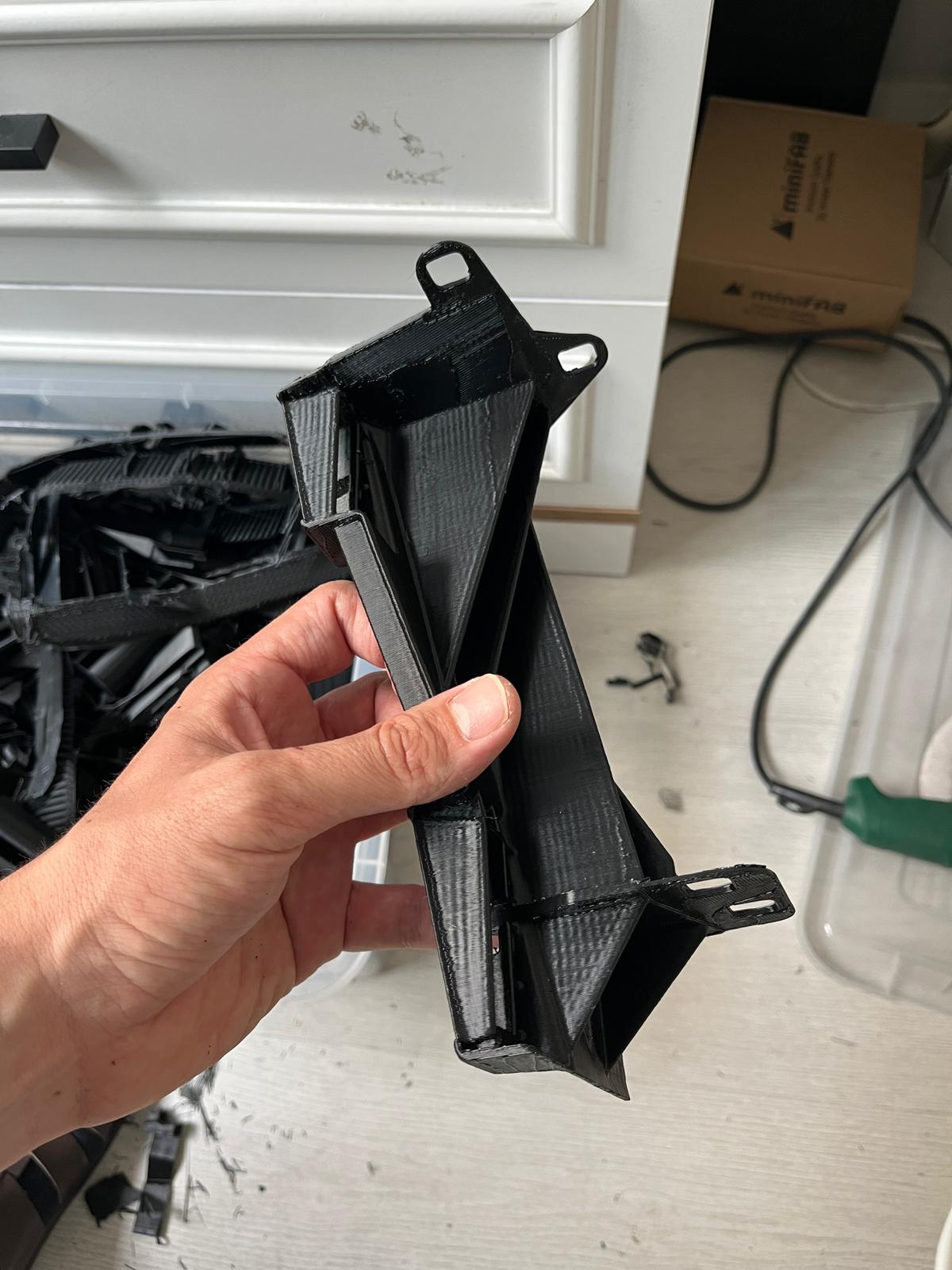 Citroen C6 MK1 Uyumlu Tampon Far Braketi