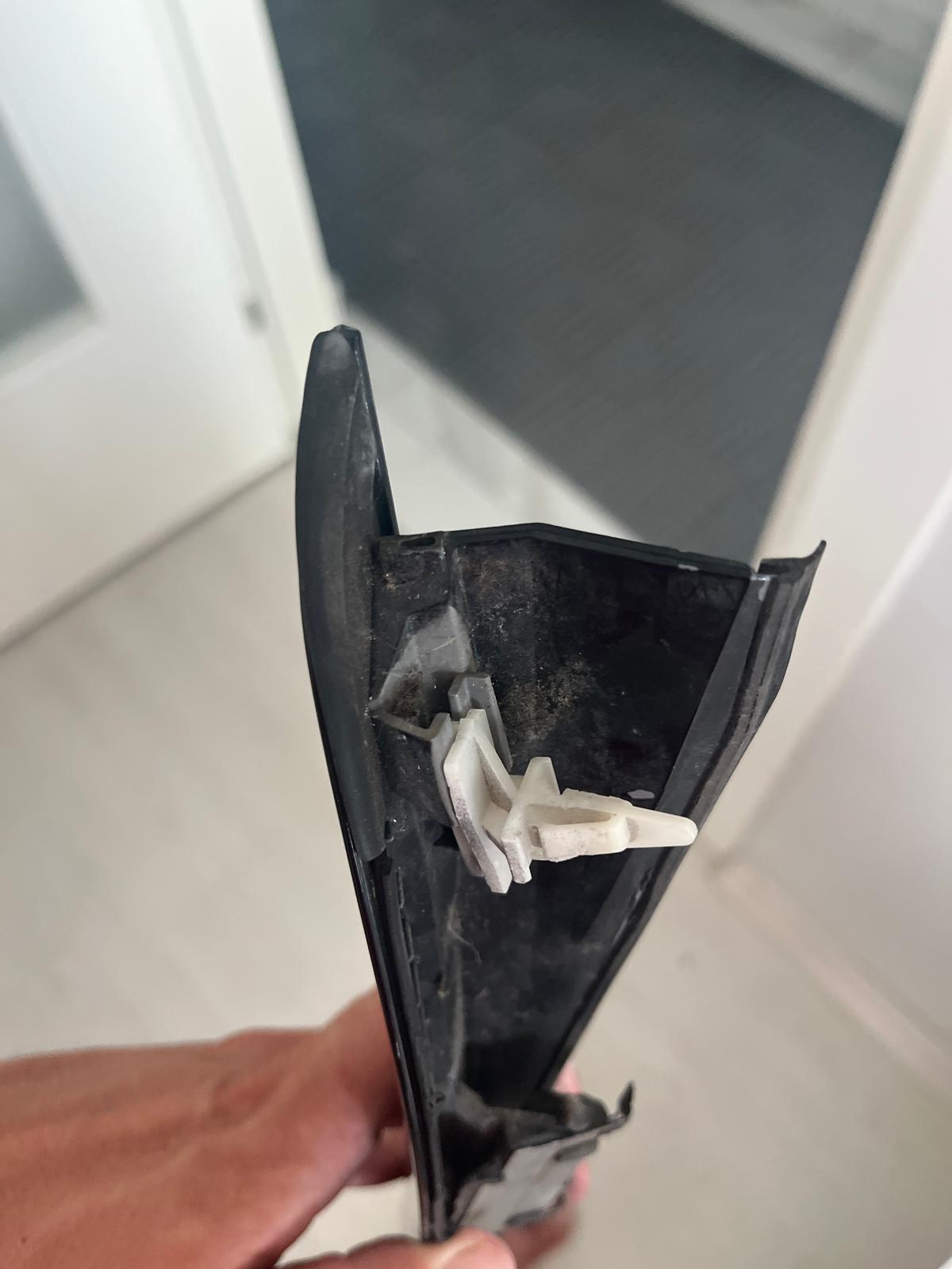 Honda Accord Uyumlu Ön Cam Çıta Klipsi