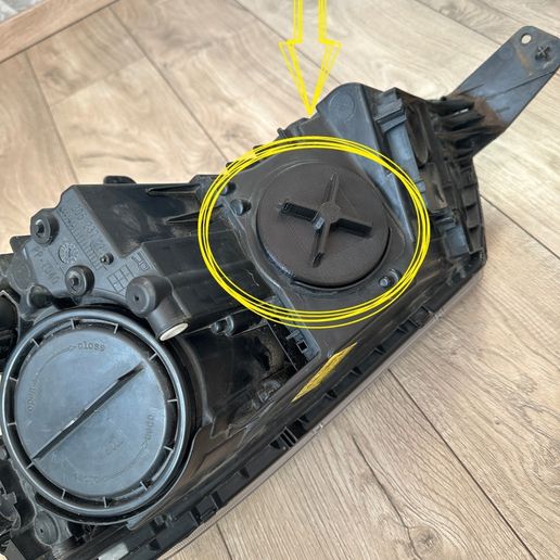 Opel Uyumlu Far Toz Kapatma Kapagi