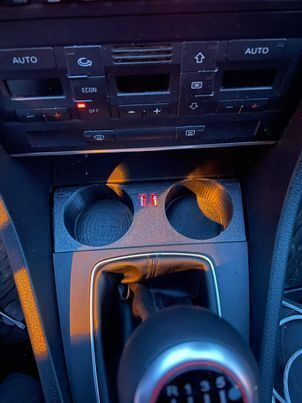 Audi A4 B6/B7 Uyumlu Ön Ashtray Yerine Kupa Tutucu