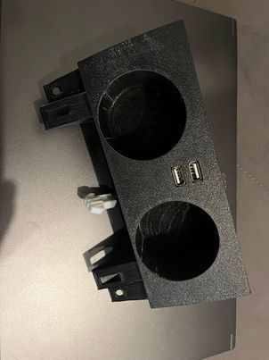 Audi A4 B6/B7 Uyumlu Ön Ashtray Yerine Kupa Tutucu
