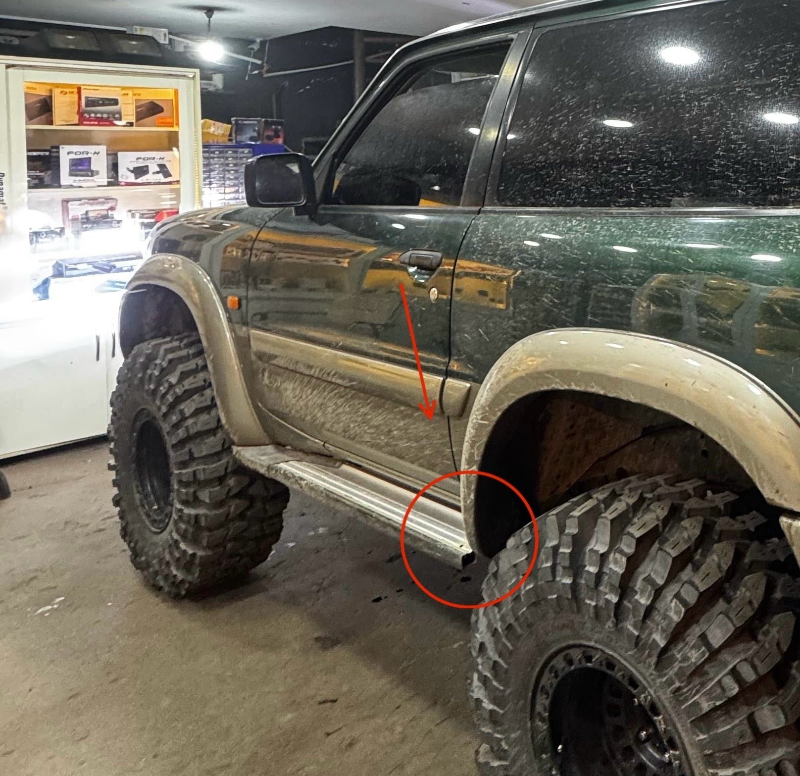 Nissan Patrol Basamak Köşe Uyumlu Kapağı