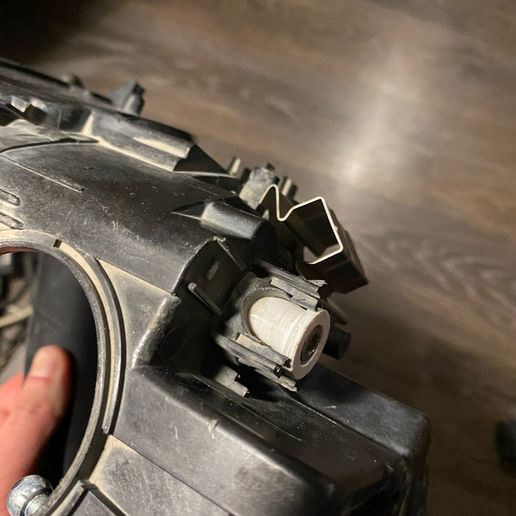 Volvo S40 2, V50 Uyumlu Far Yükseklik Ayar Vidası