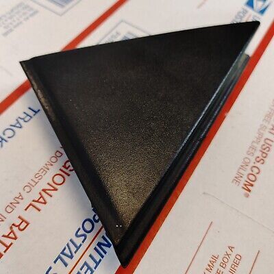 Volvo S40, V50 Uyumlu Triangle Card Clip