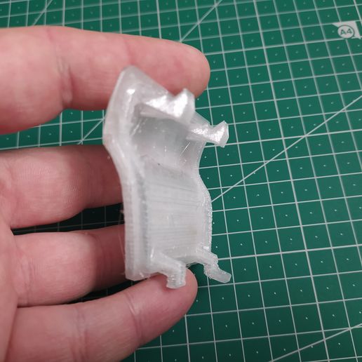 Mercedes W201 Uyumlu Arka Sol Kapak