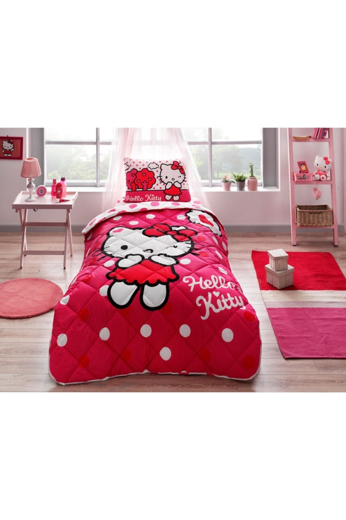 Tac Hello Kitty Quilt Set