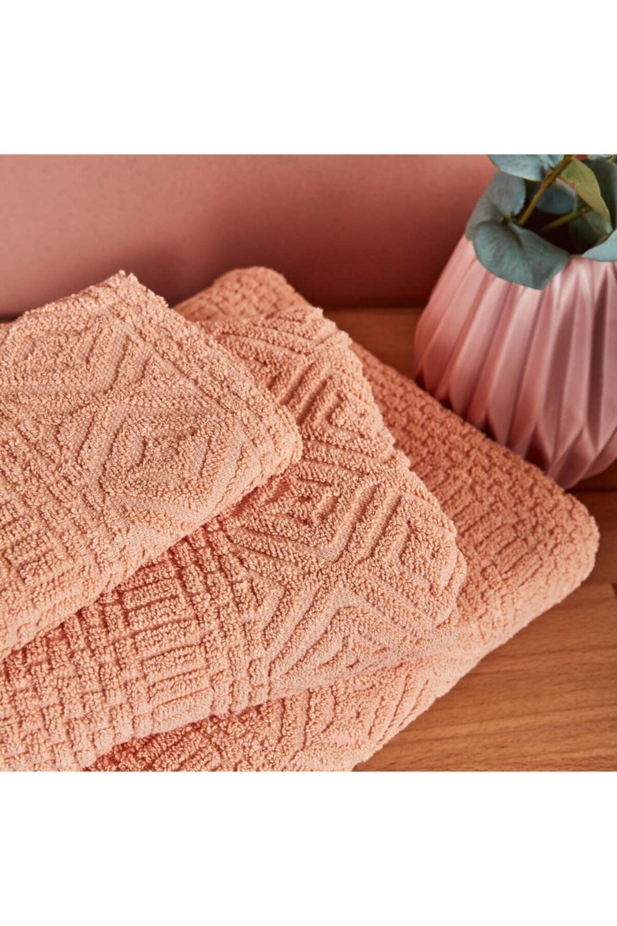 100% Cotton Helena Bath Towel Salmon (70x120 Cm) - Swordslife