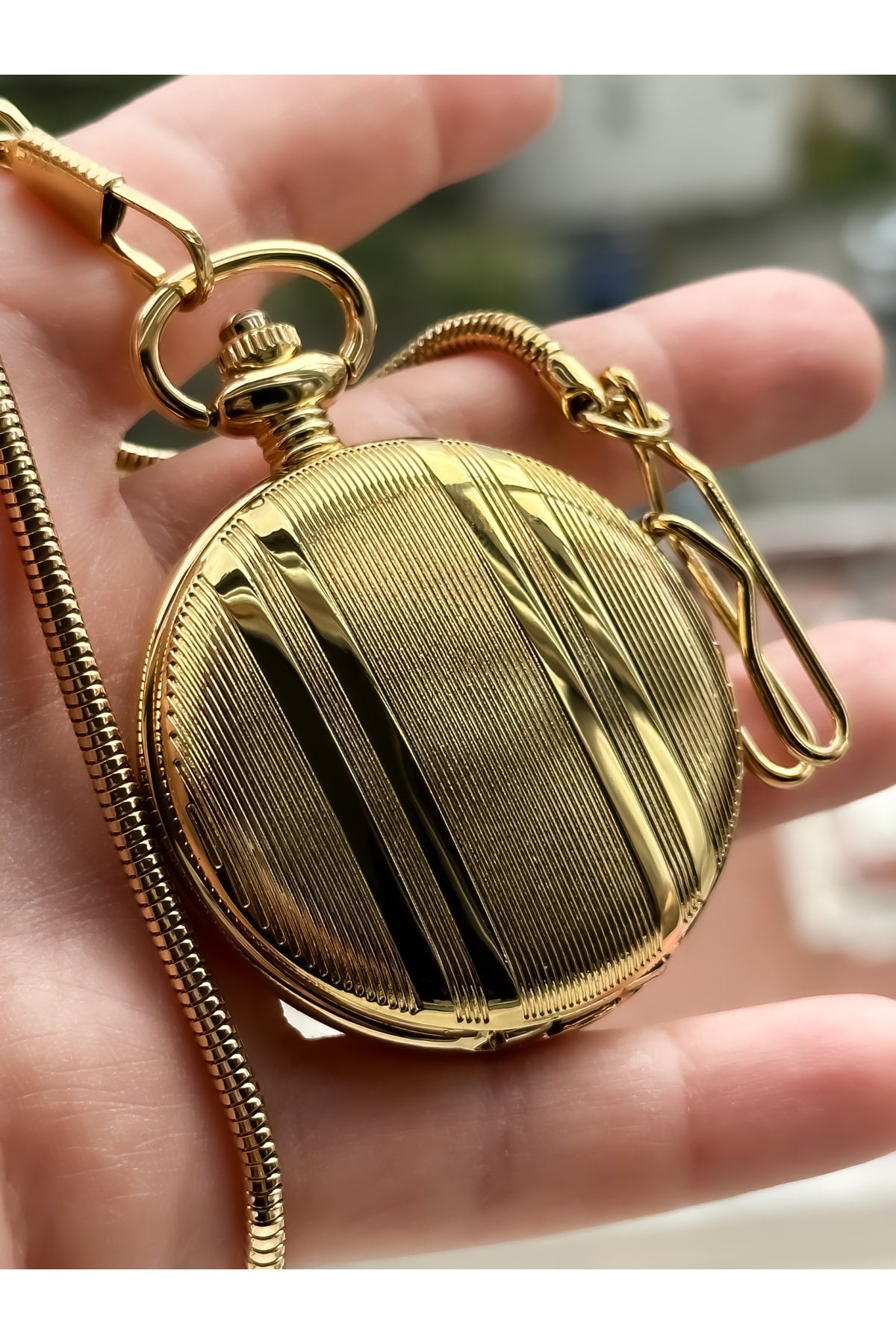 Luxury Retro Train Model Roman Numeral Pocket Watch + Rosary And Bracelet Set