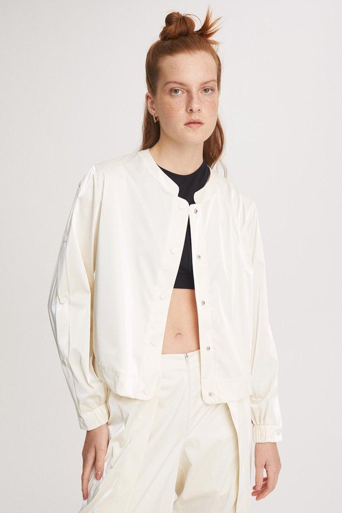 Lora Regular Fit Crew Neck Ecru Sweatshirt - Swordslife