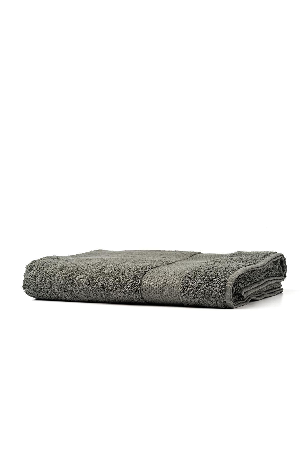 | Minerva | 100% Cotton Extra Soft Body Towel - Swordslife