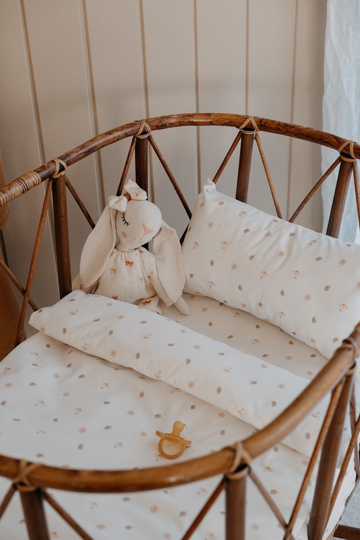 Park Bed Duvet Cover Set (80X120) | Daisy Leaves