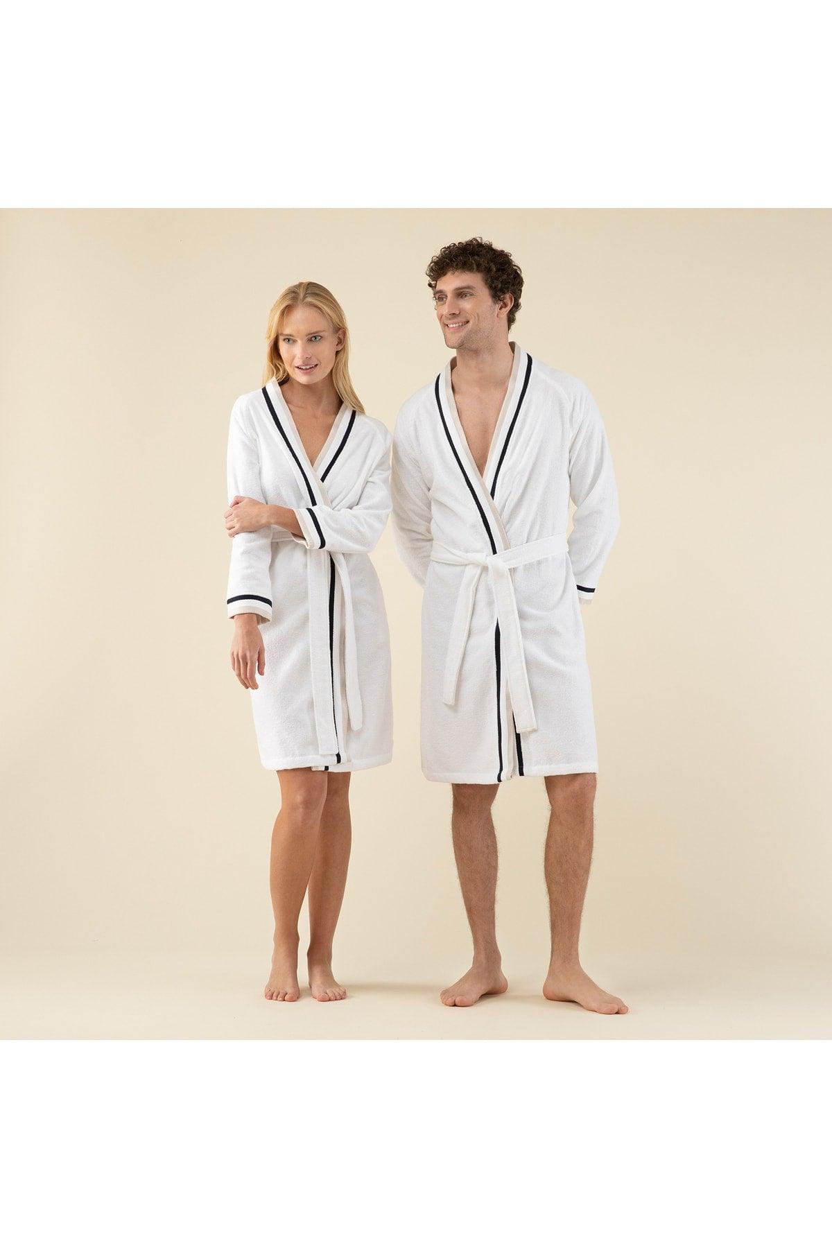 Duras Unisex Bathrobe White - Swordslife