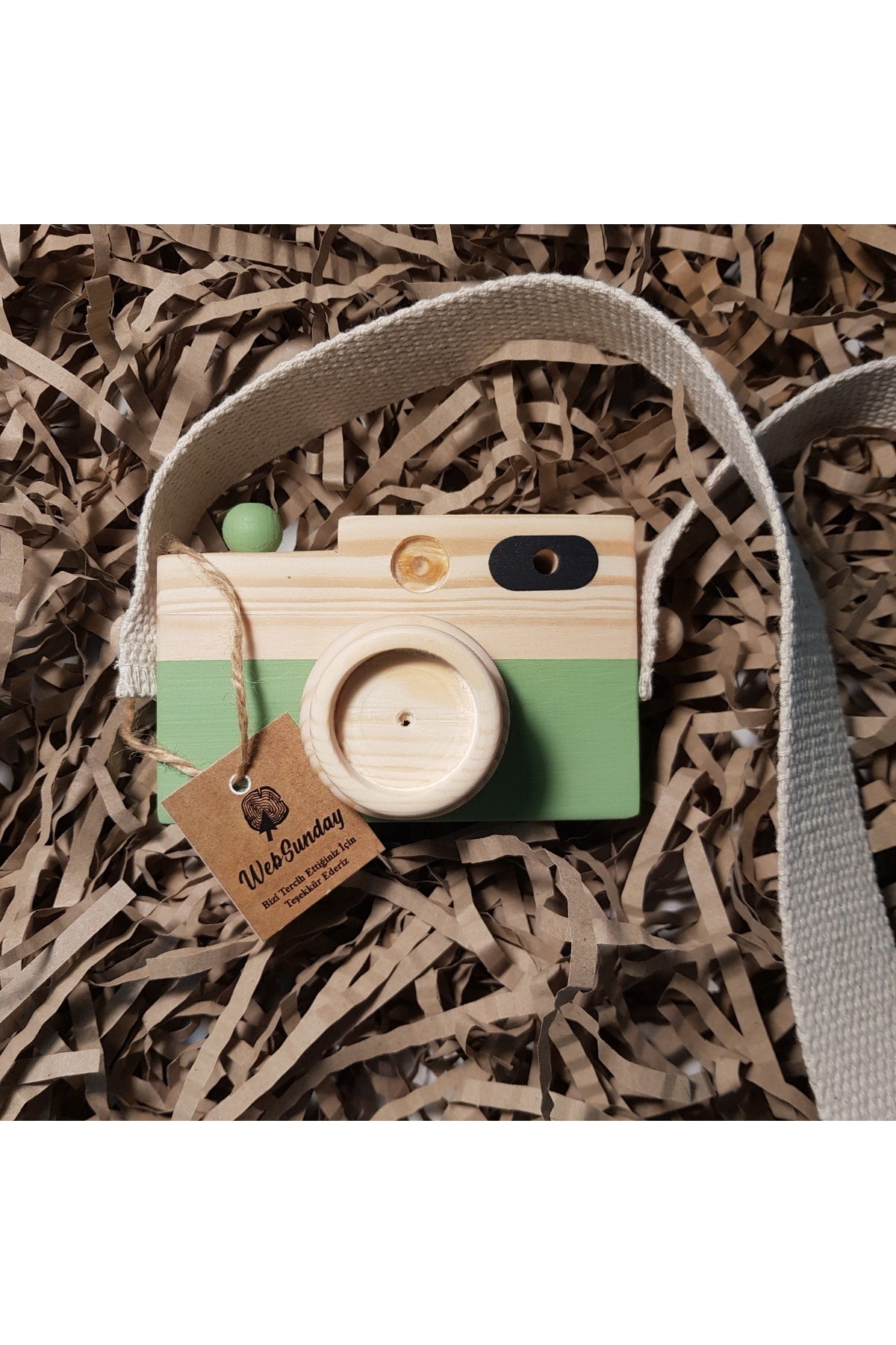 Wooden Toy Camera, Girl Boy 0 - 3 Years Old Gift Hanging Decorative Toy