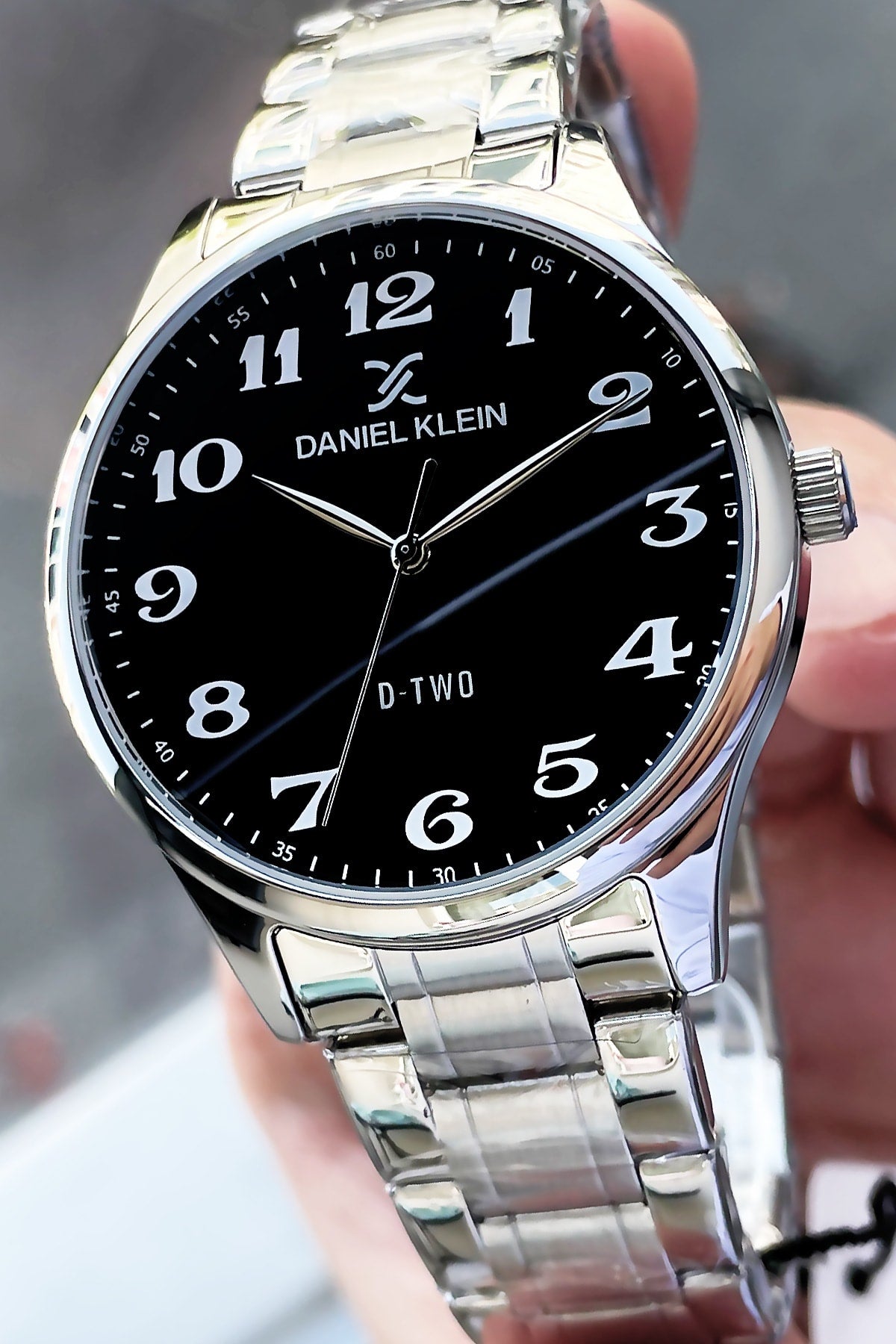 Men'S Wristwatch 3 Atm Waterproof Silver Color Steel Band + Wristband Dke2056C2