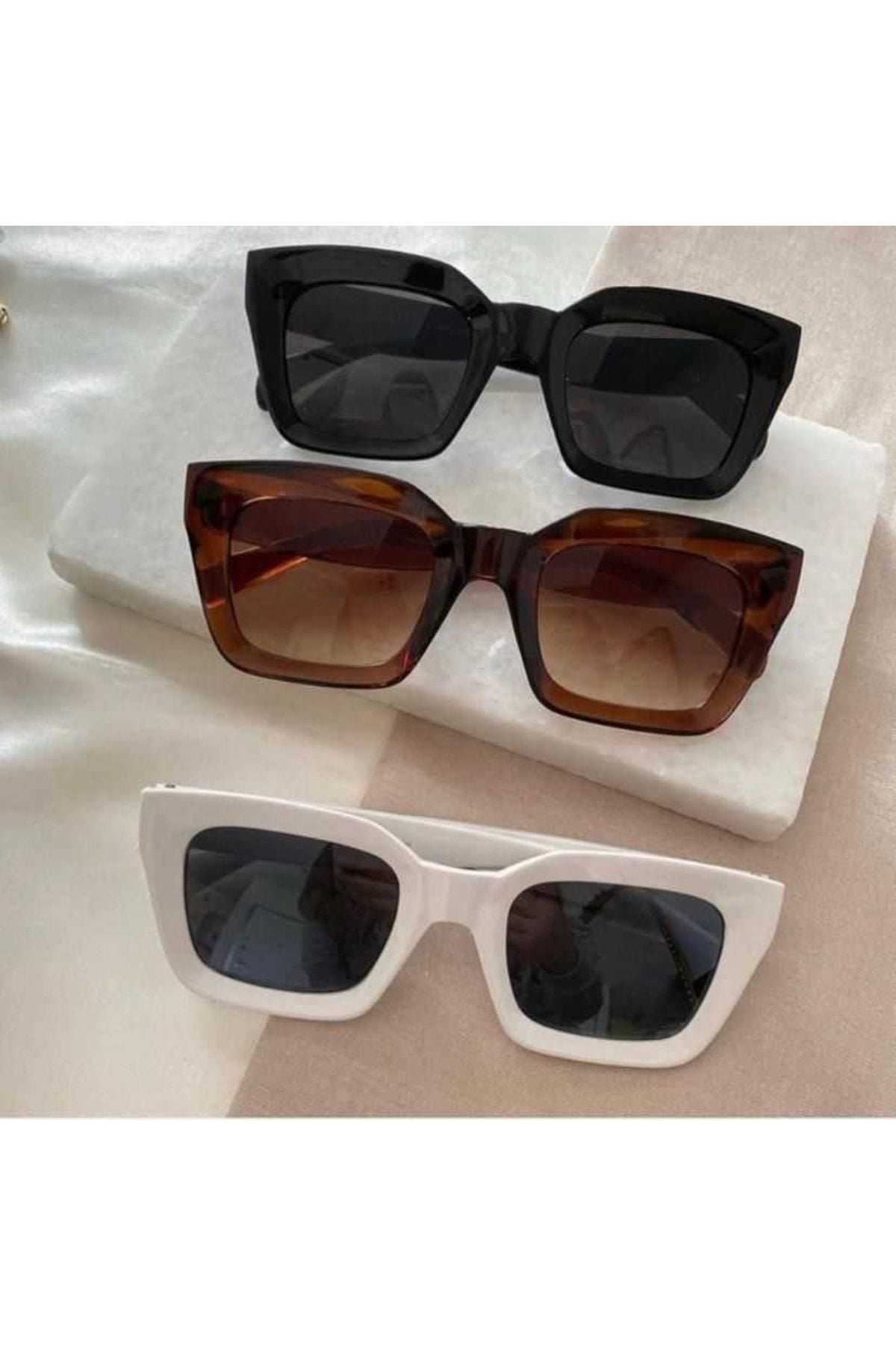Unisex Set Of 3 Sunglasses