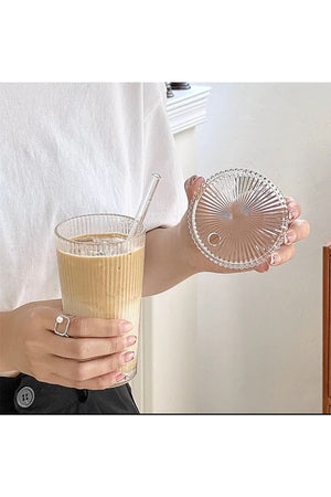 2 Pieces 400 Ml Heat Resistant Origami Pattern Glass With Lid And Straw Milkshake And Soft Drink Glass