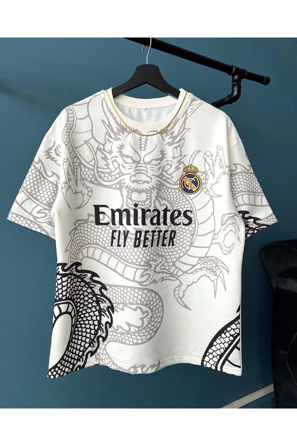 Men'S Off White Emirates Fly Better Oversize Crew Neck Tshirt