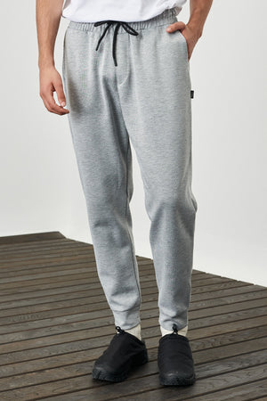 Men'S Light Gray Melange Standard Fit Normal Cut Elastic Waist And Legs Comfortable Sports Sweatpants