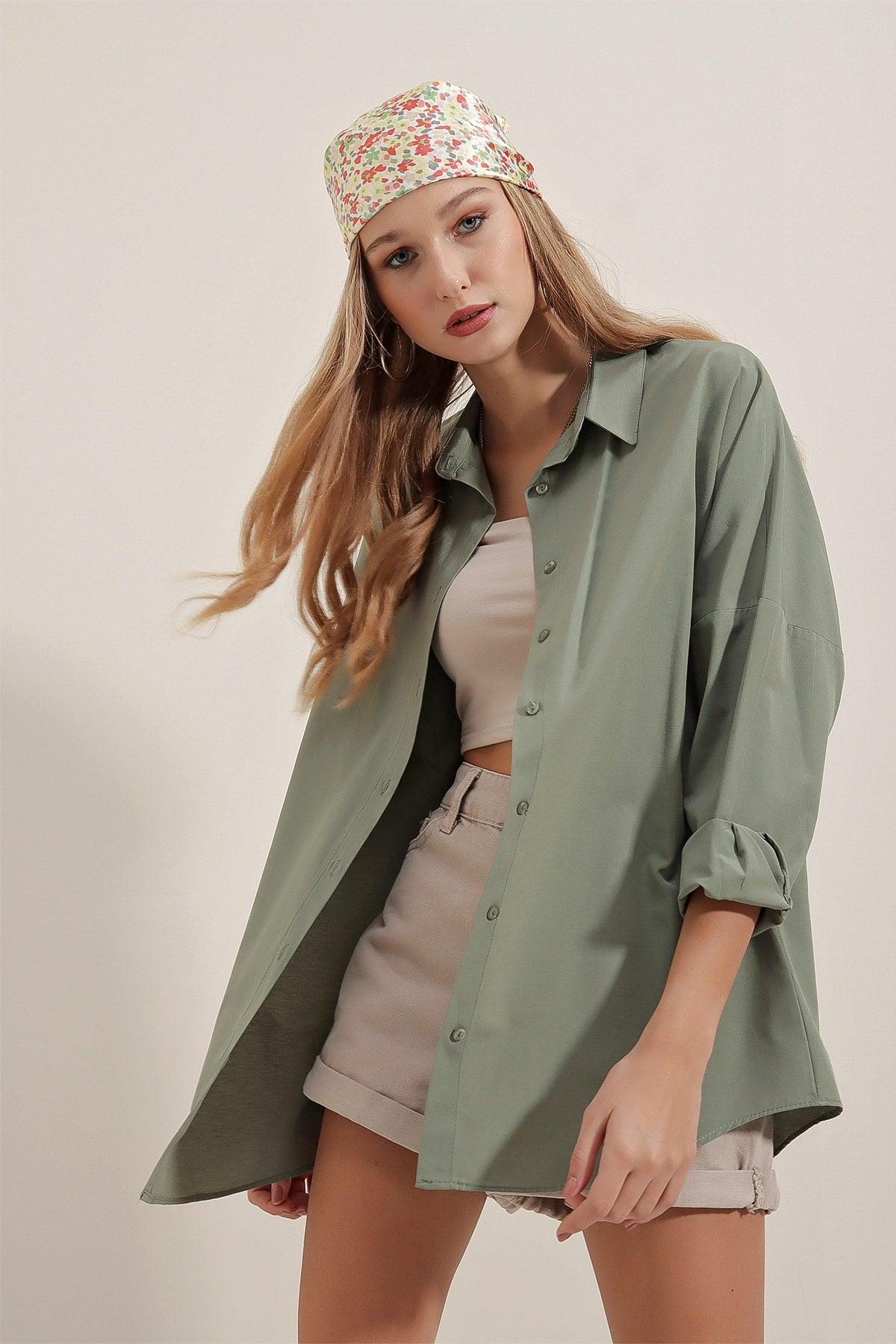 Women's 3900 Oversize Long Basic Shirt - Swordslife