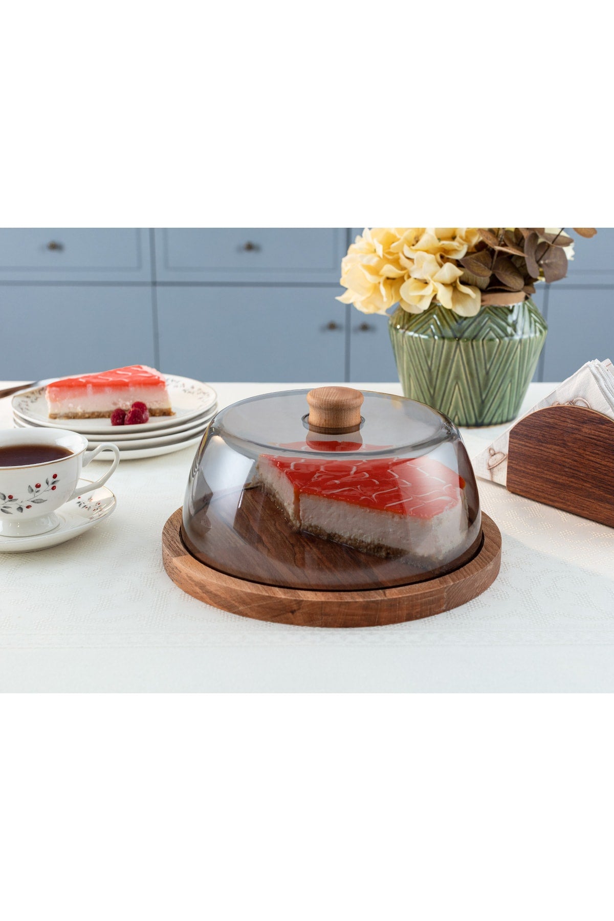 Josette Cake Dome - Smoked