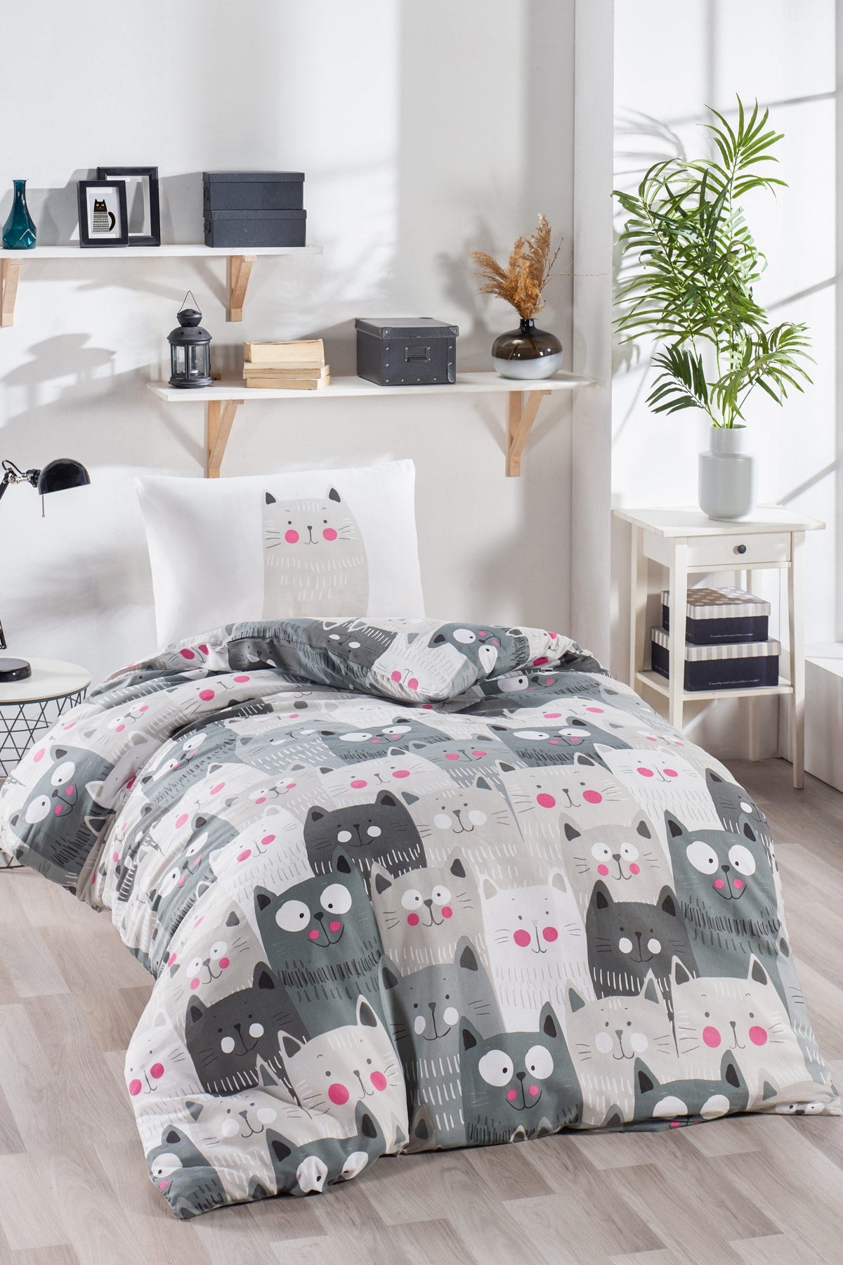 Junior Duvet Cover Set Single On The Wallcats Gray