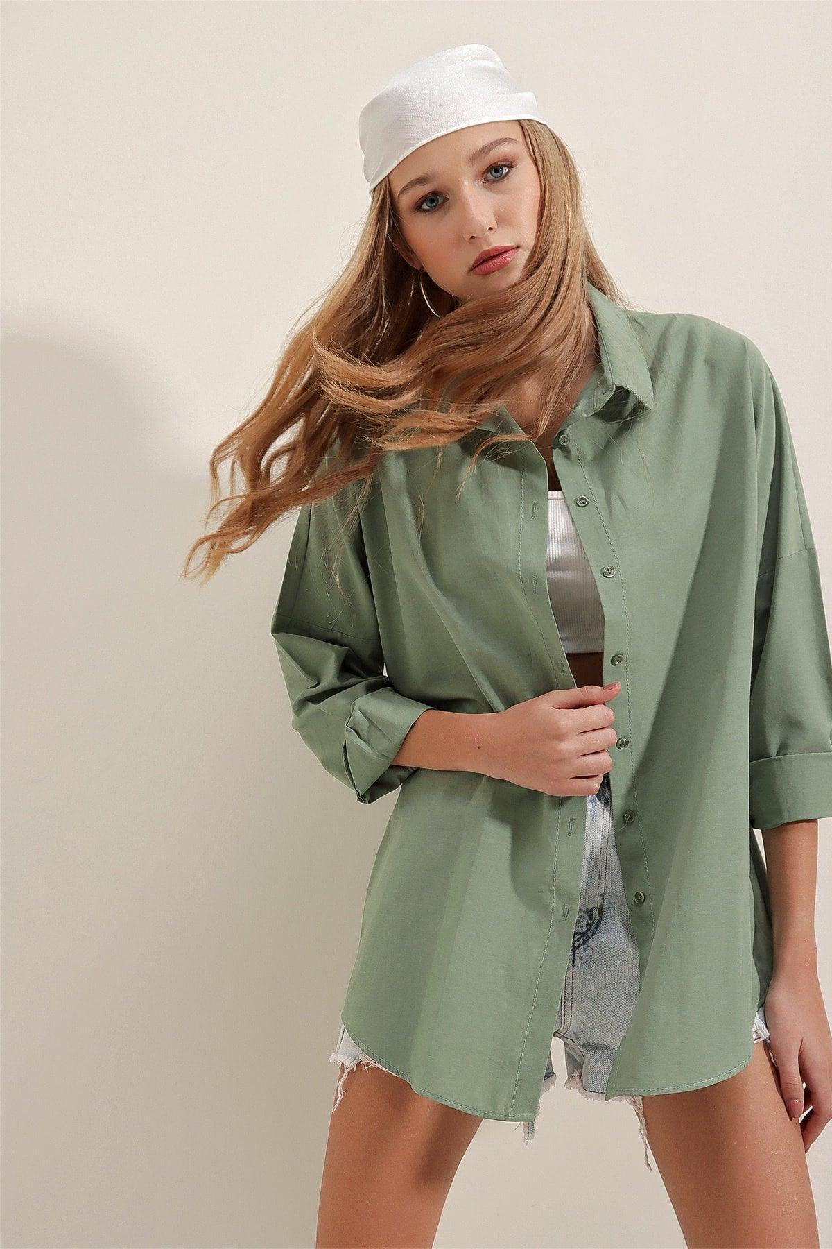 3900 Oversize Long Basic Shirt - Khaki - Swordslife