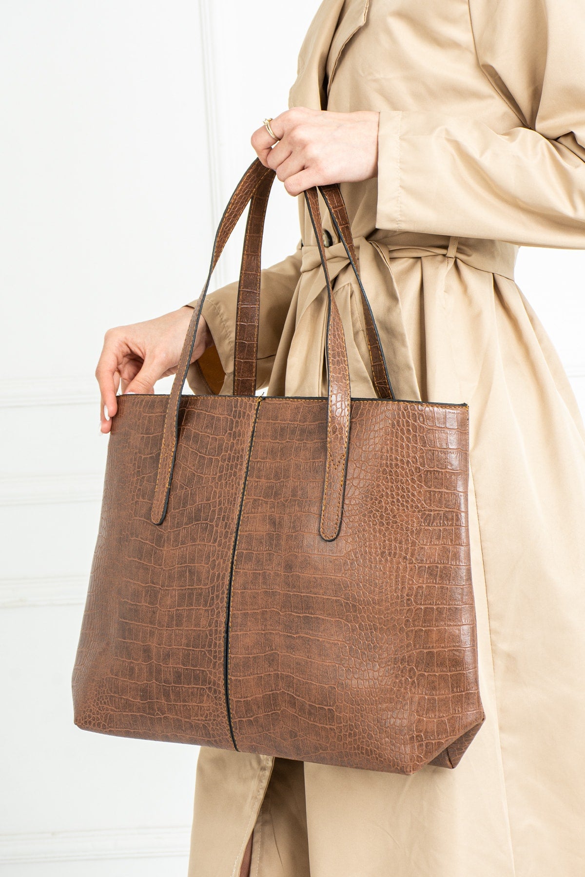 Women'S Crocodile Pattern 2-Sleeve Zippered Large Size Bag Shoulder Bag, Clutch Bag, Laptop Bag