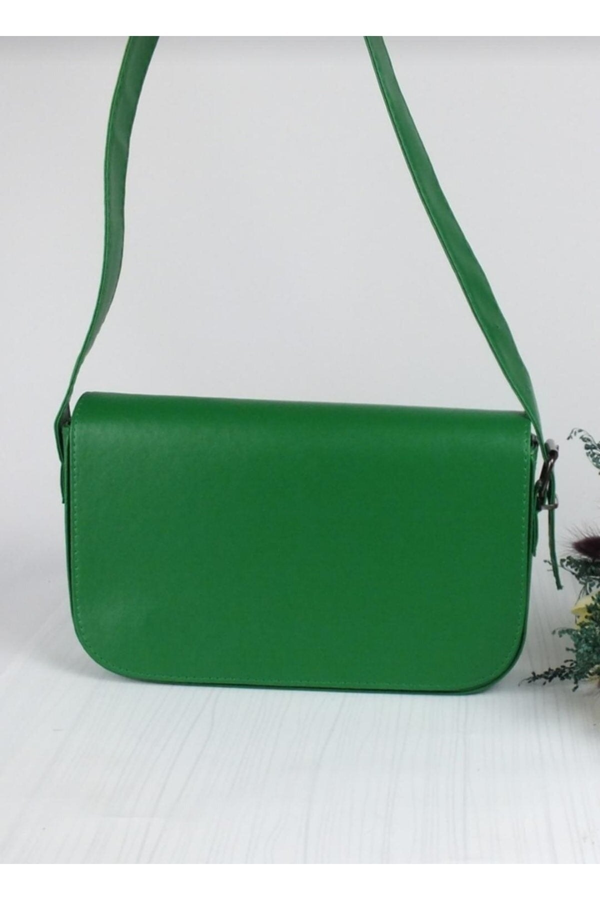 Bagbest Women'S Green Cover Baguette Bag