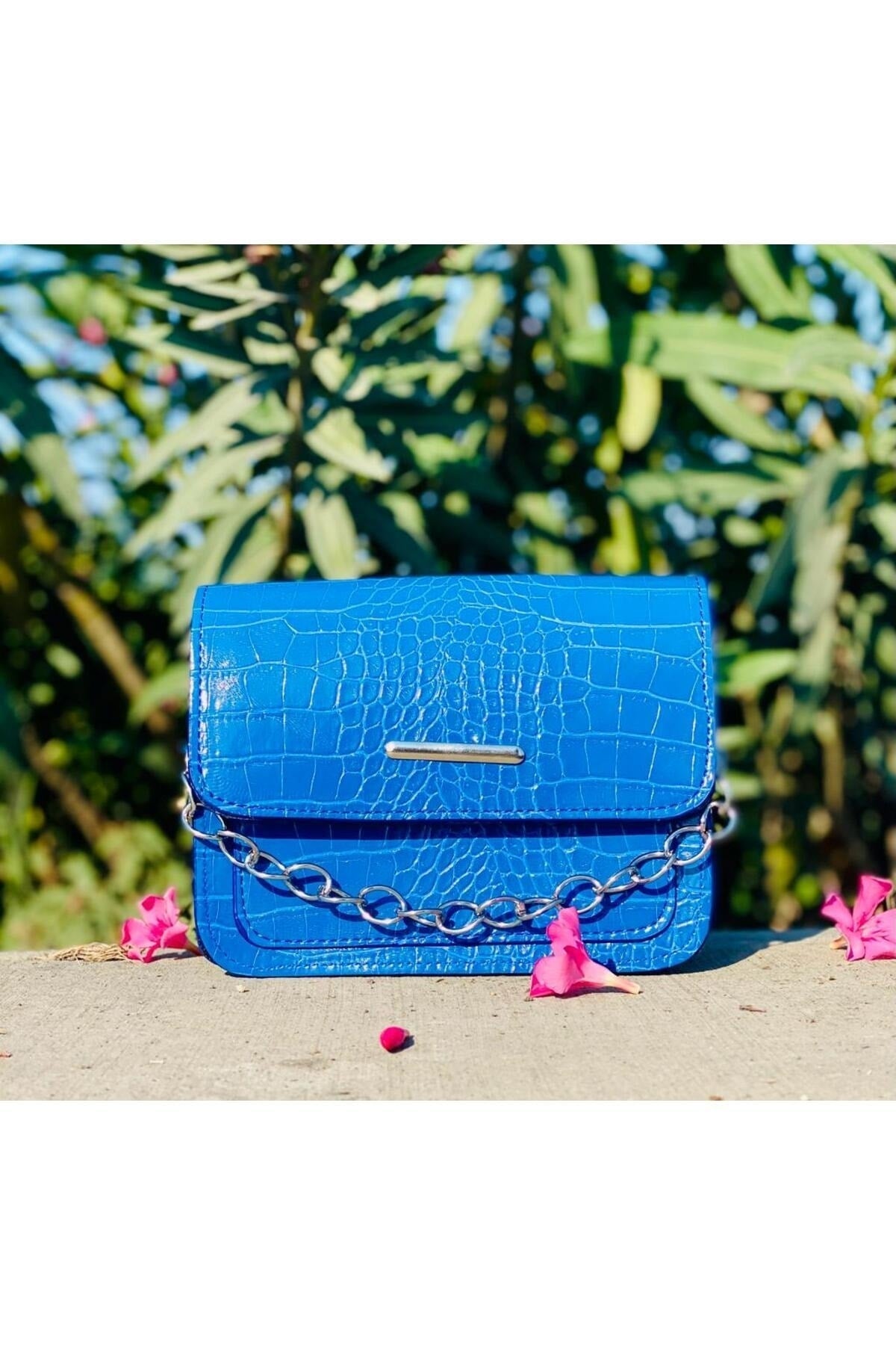 Sax Blue Women'S Crocodile Patterned Clutch Baguette Chain Strap Bag