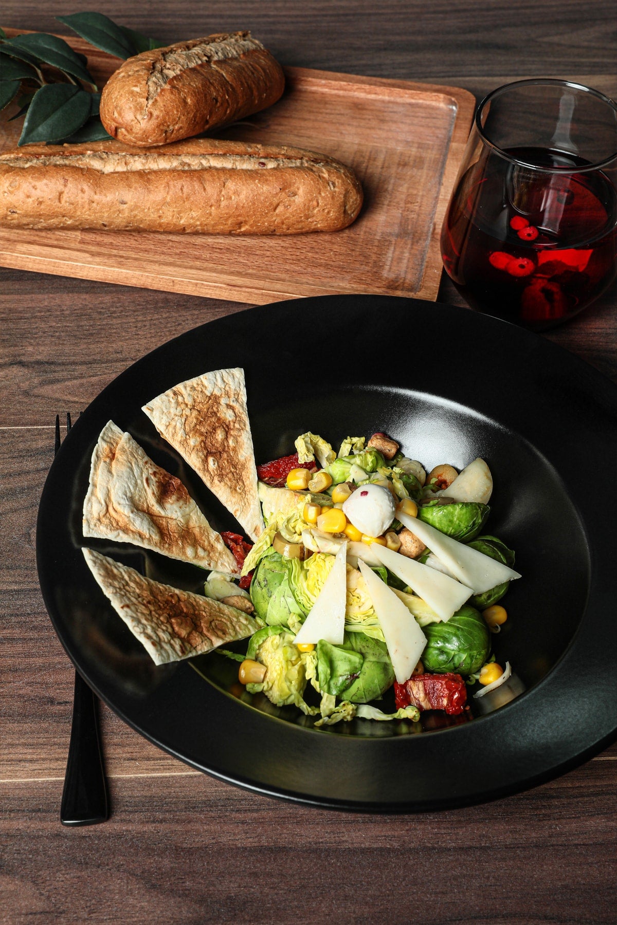 Matte Black Delta Pasta Plate 26 Cm