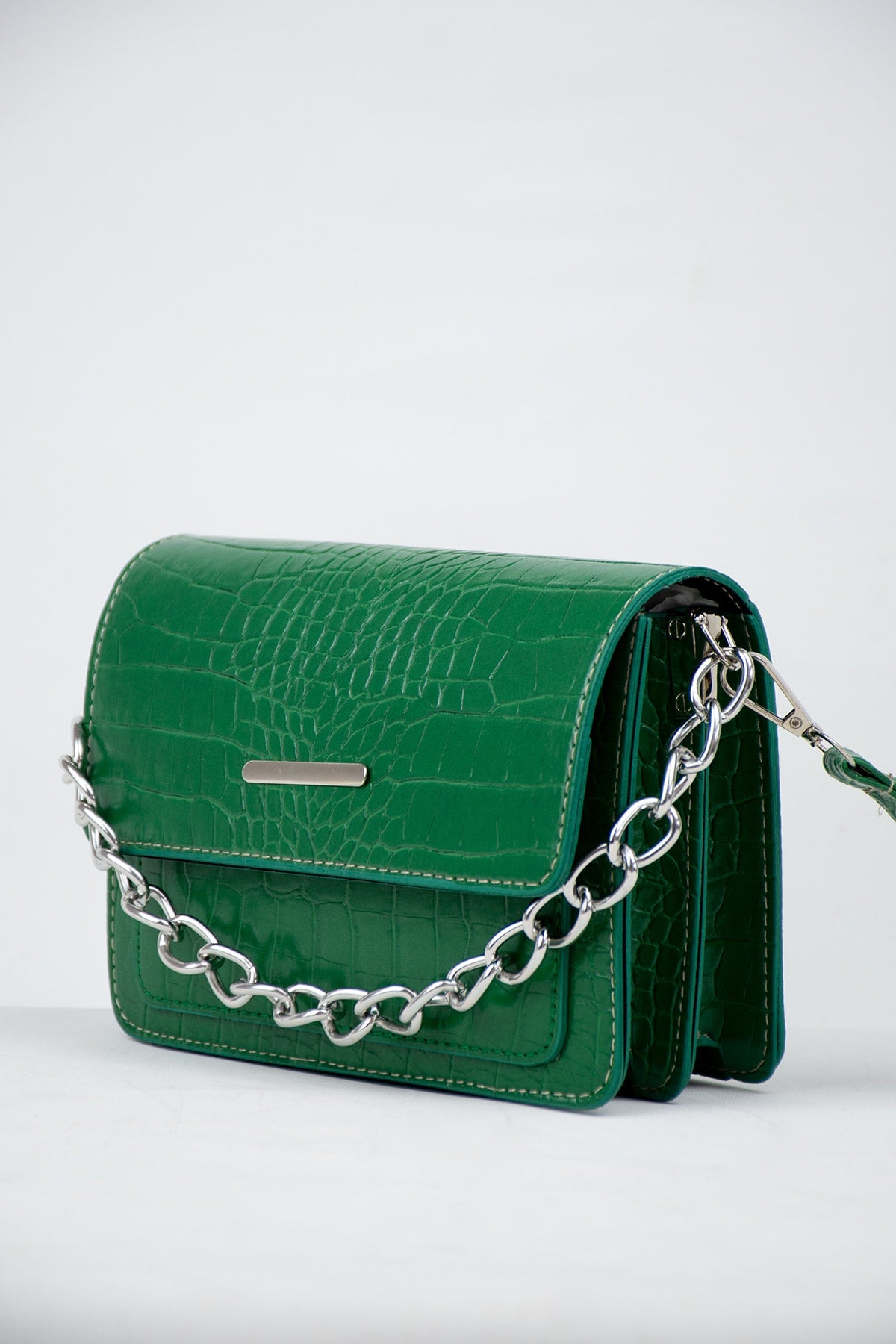 Green Women'S Crocodile Patterned Clutch Baguette Chain Strap Bag