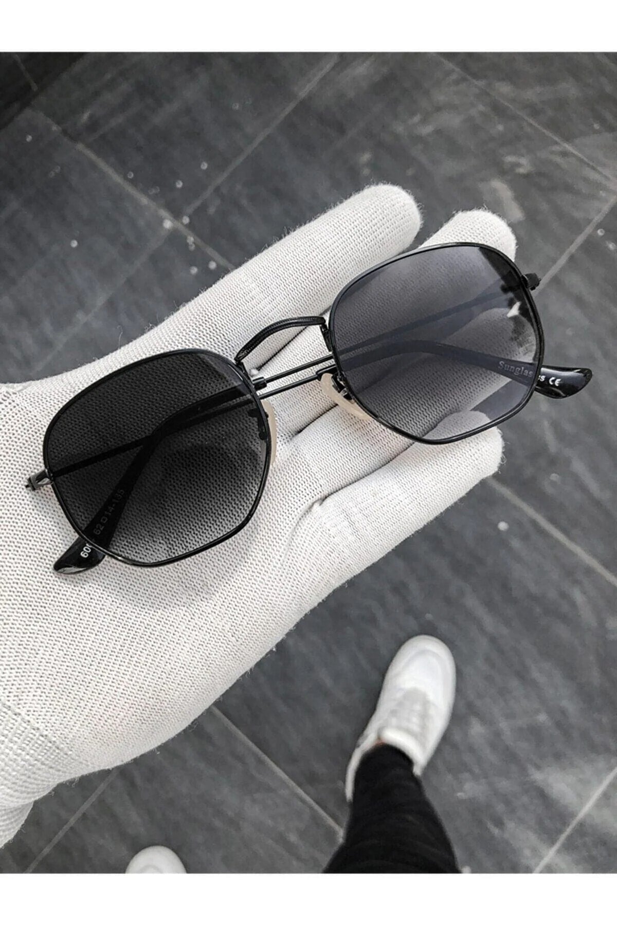 Unisex Black Sunglasses