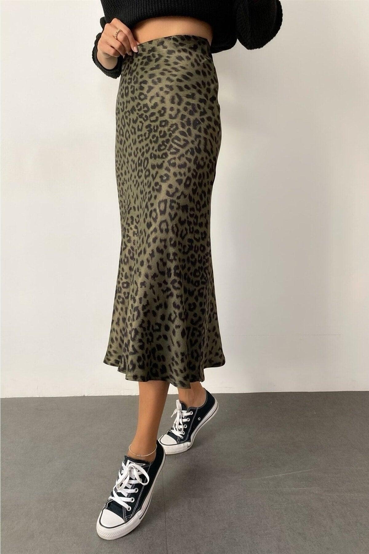 Summer Leopard Pattern Viscose Satin Midi Skirt - Khaki Green - Swordslife