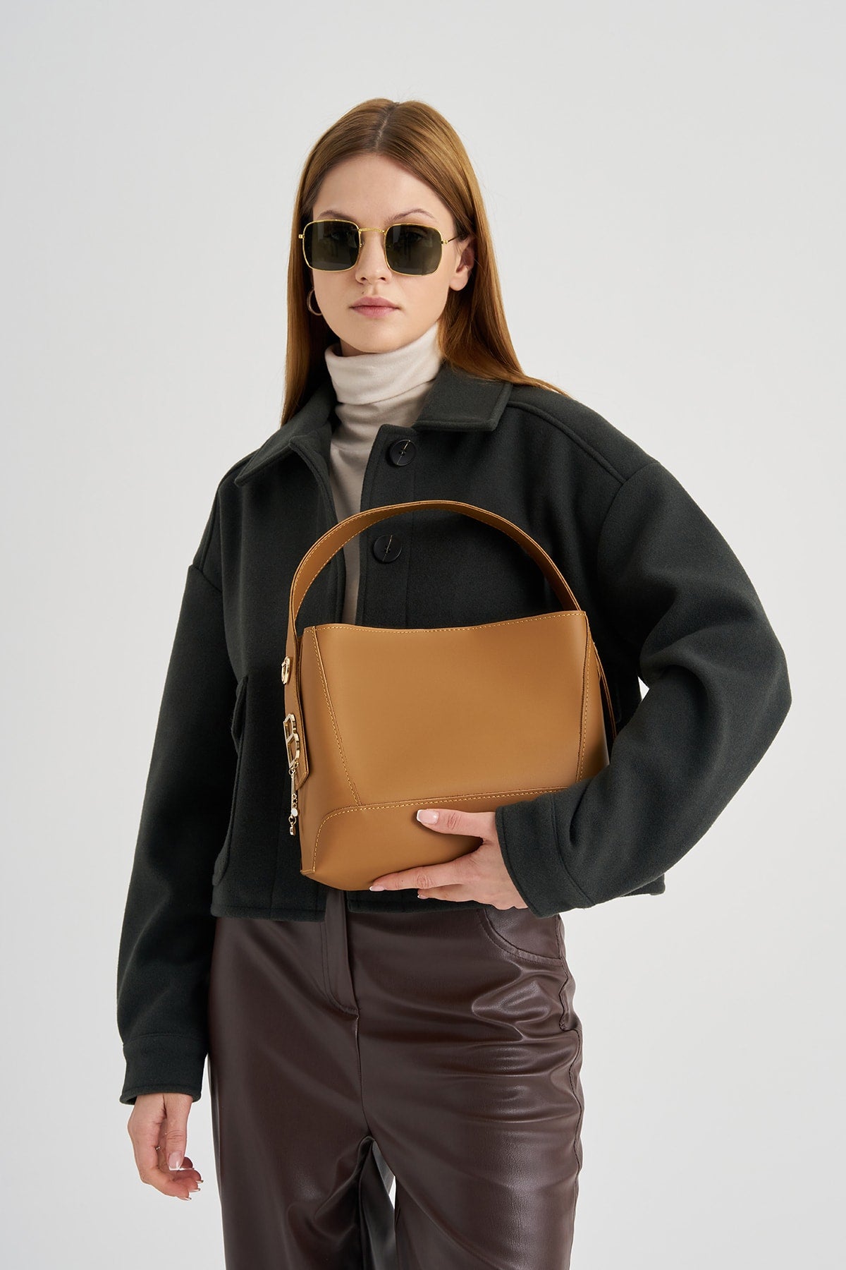 Women'S Hand And Shoulder Bag With Inner Wallet