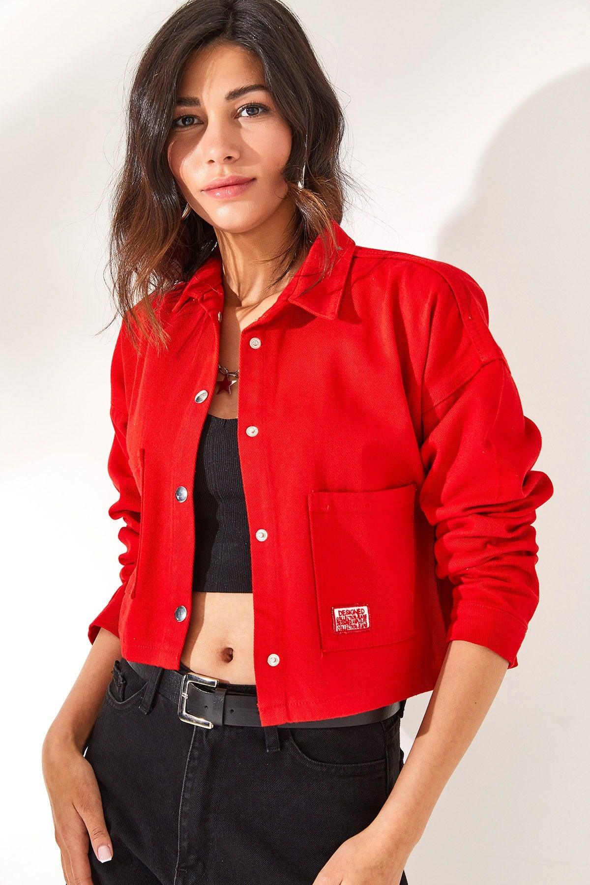 Women's Red Double Pocket Crop Denim Jacket CKT-19000345 - Swordslife