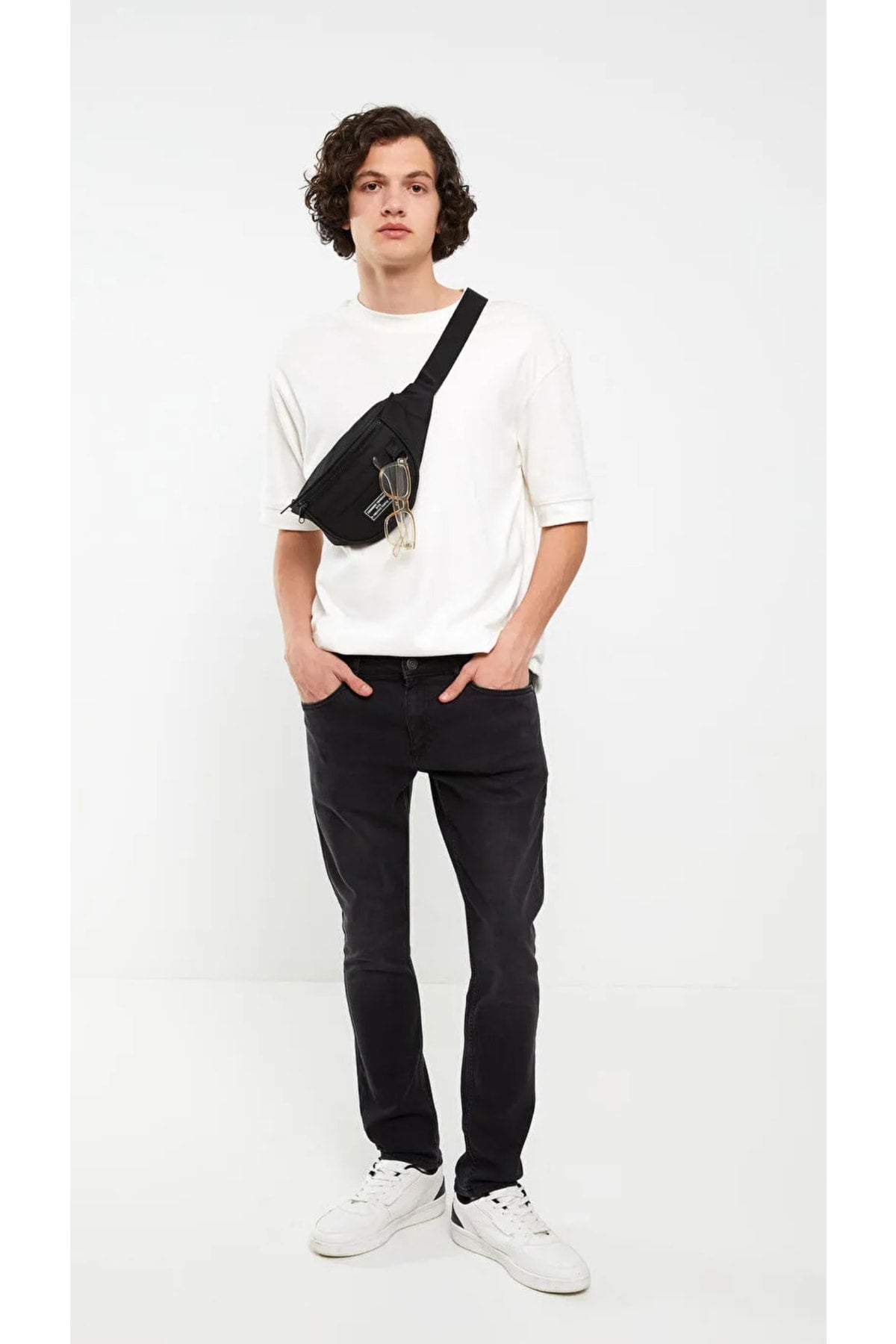 Tag Detailed Men'S Waist Bag