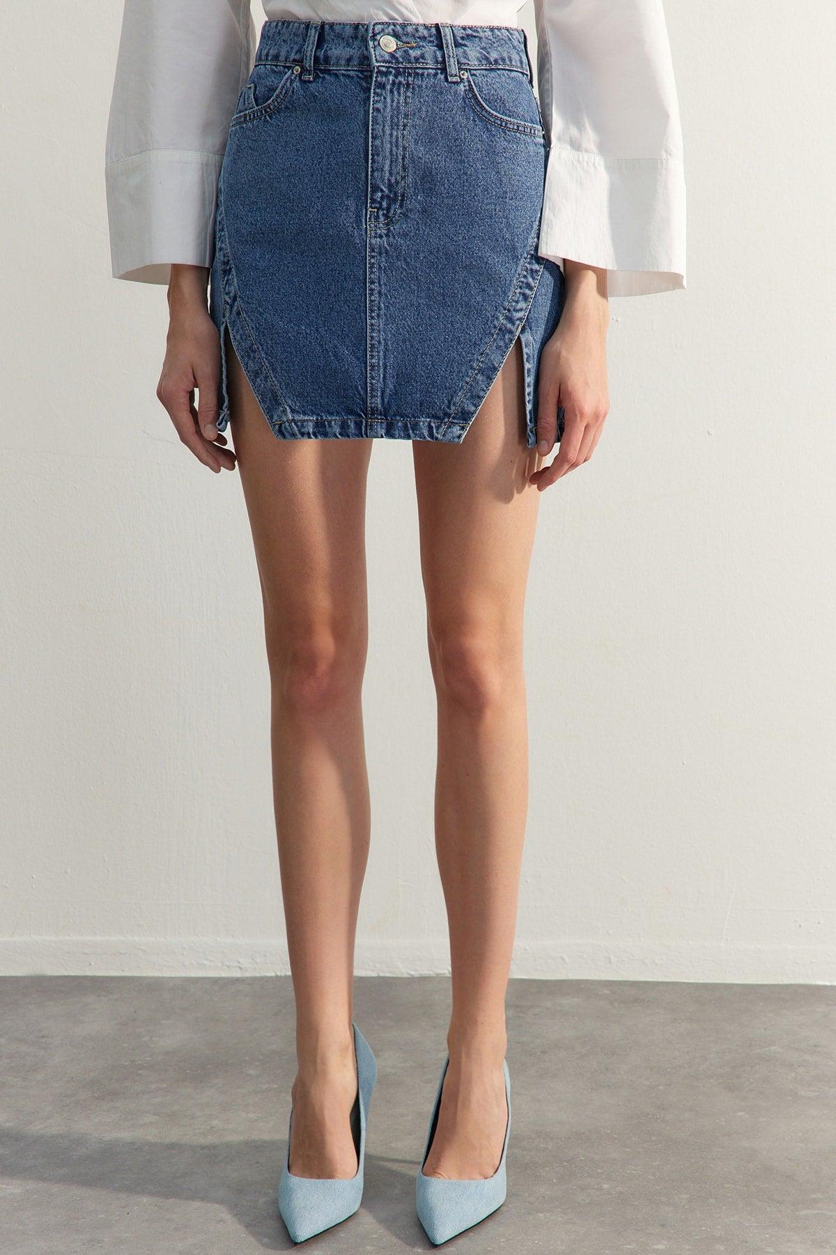 Limited Edition Blue Slit Mini Denim Skirt TWOSS23ET00347 - Swordslife