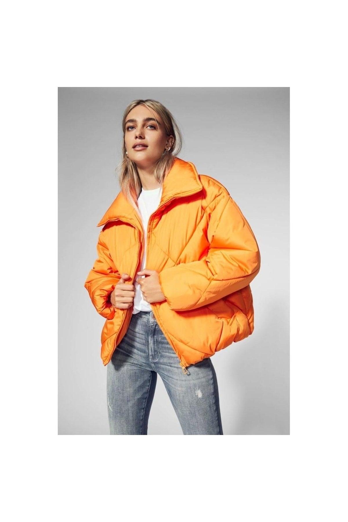 Onltamara Short Women's Quilted Jacket Cc Otw - Swordslife