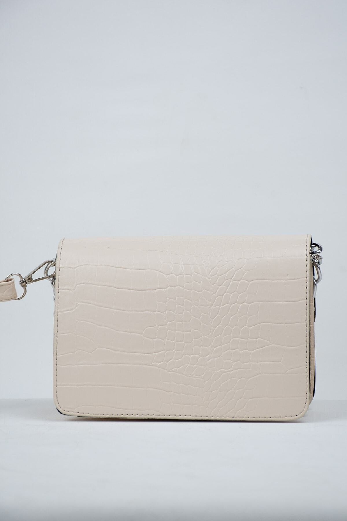 Cream Women Crocodile Patterned Clutch Baguette Chain Strap Bag